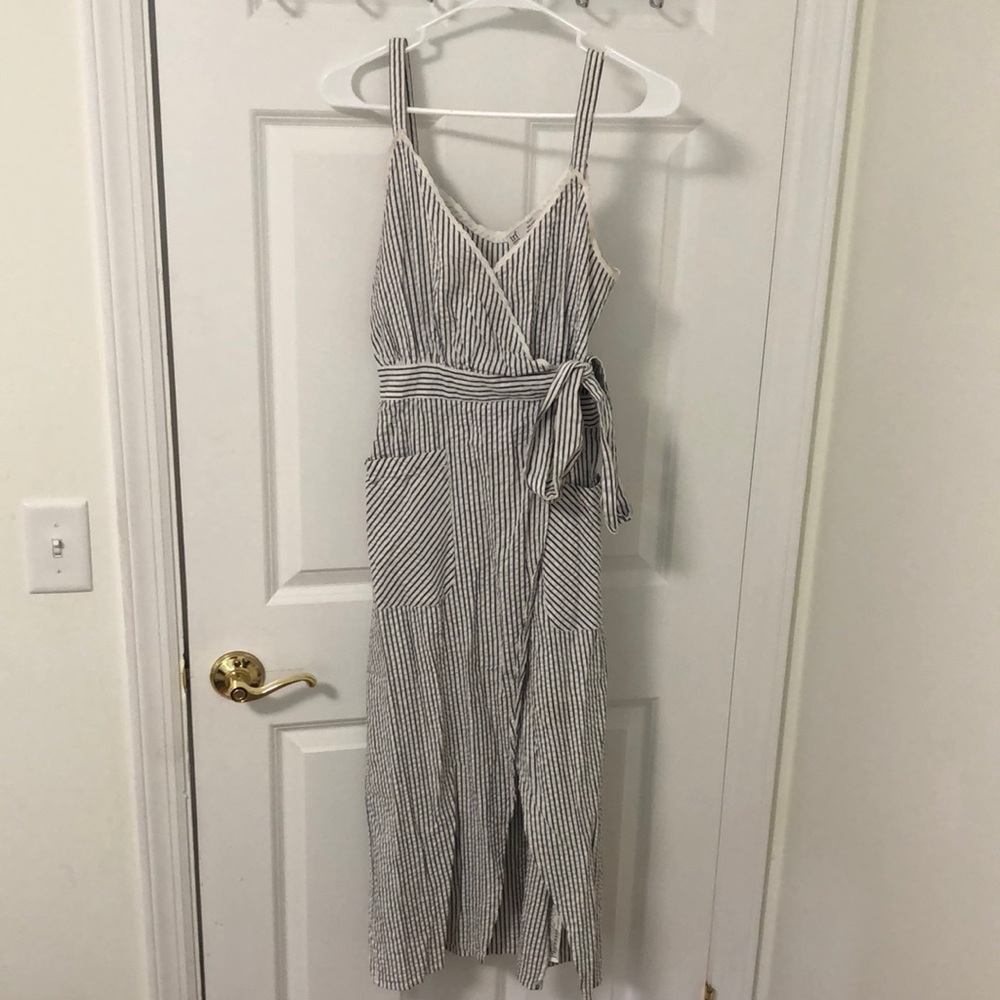 Women’s dress